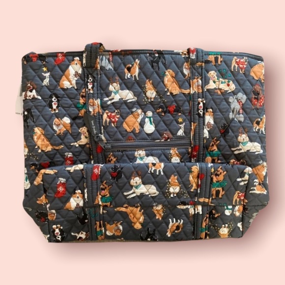 Rare, Hard To Find (HTF) Exclusive Vera Bradley Vera Tote - Holiday dogs large - Picture 2 of 4